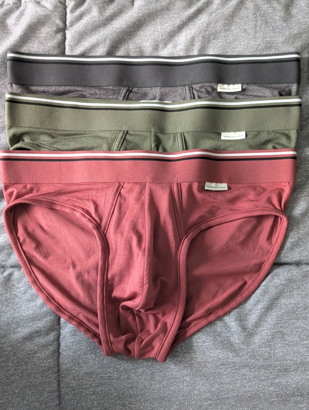 American Eagle Outfitters 3-Pack Briefs in Charcoal, Olive & Burgundy